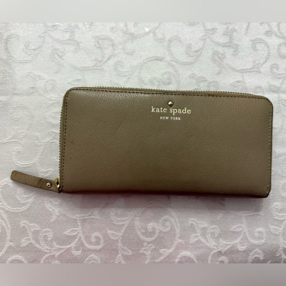 Kate Spade Large Continental Wallet - Taupe